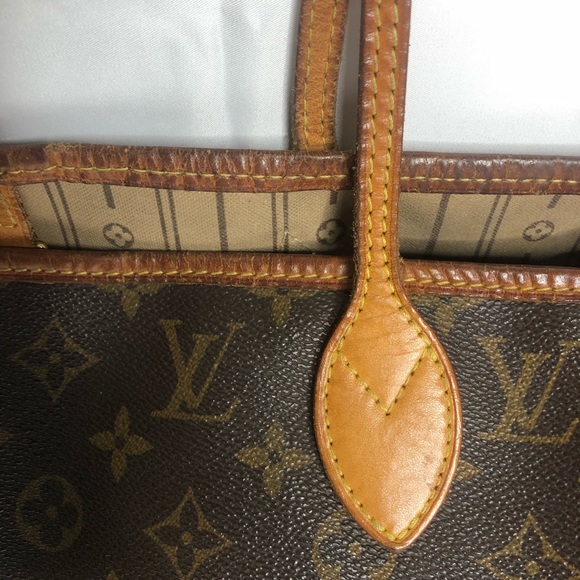 Louis Vuitton Monogram Neverfull MM Tote - Picture 2 of 8